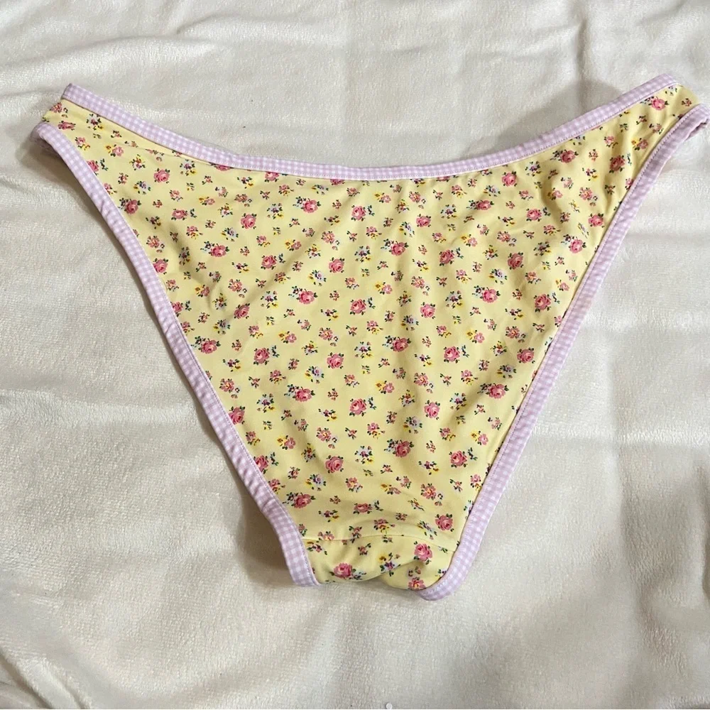 Frankies Bikinis vibrant yellow